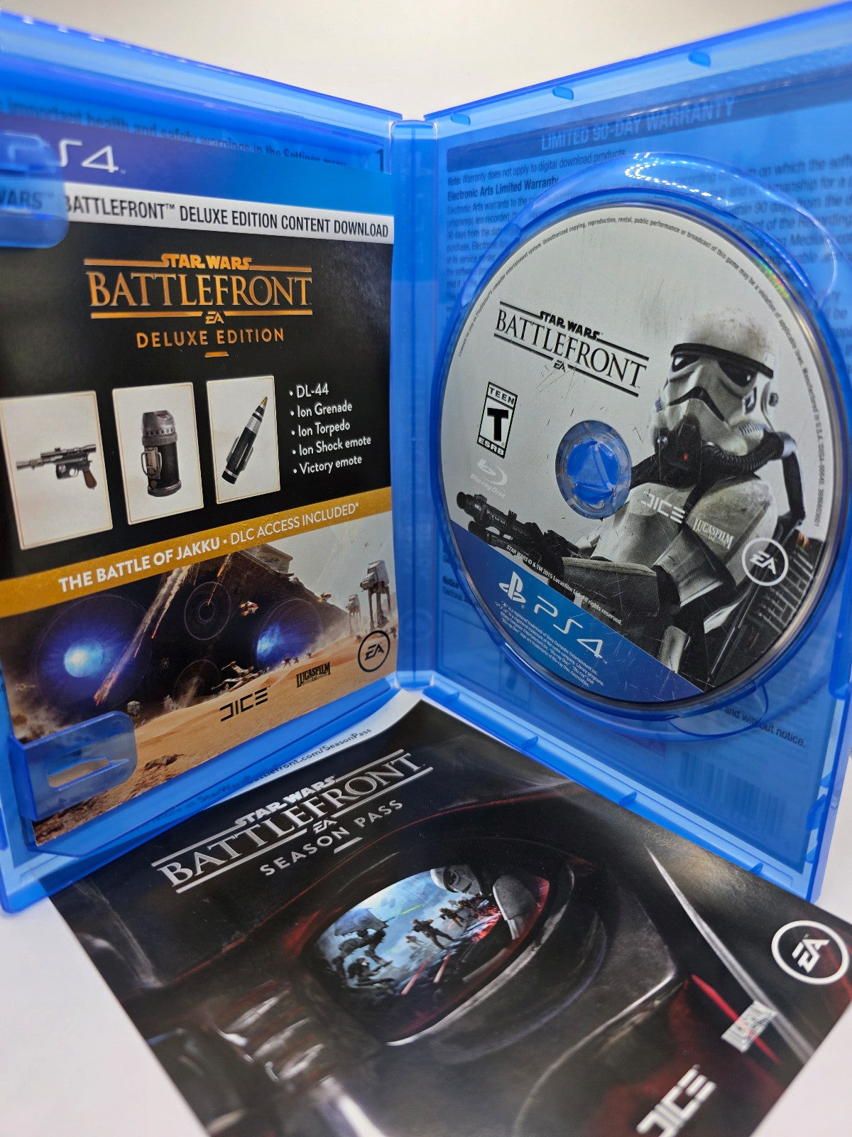 Star Wars Battlefront — Deluxe Edition, Complete in Box (PlayStation 4)