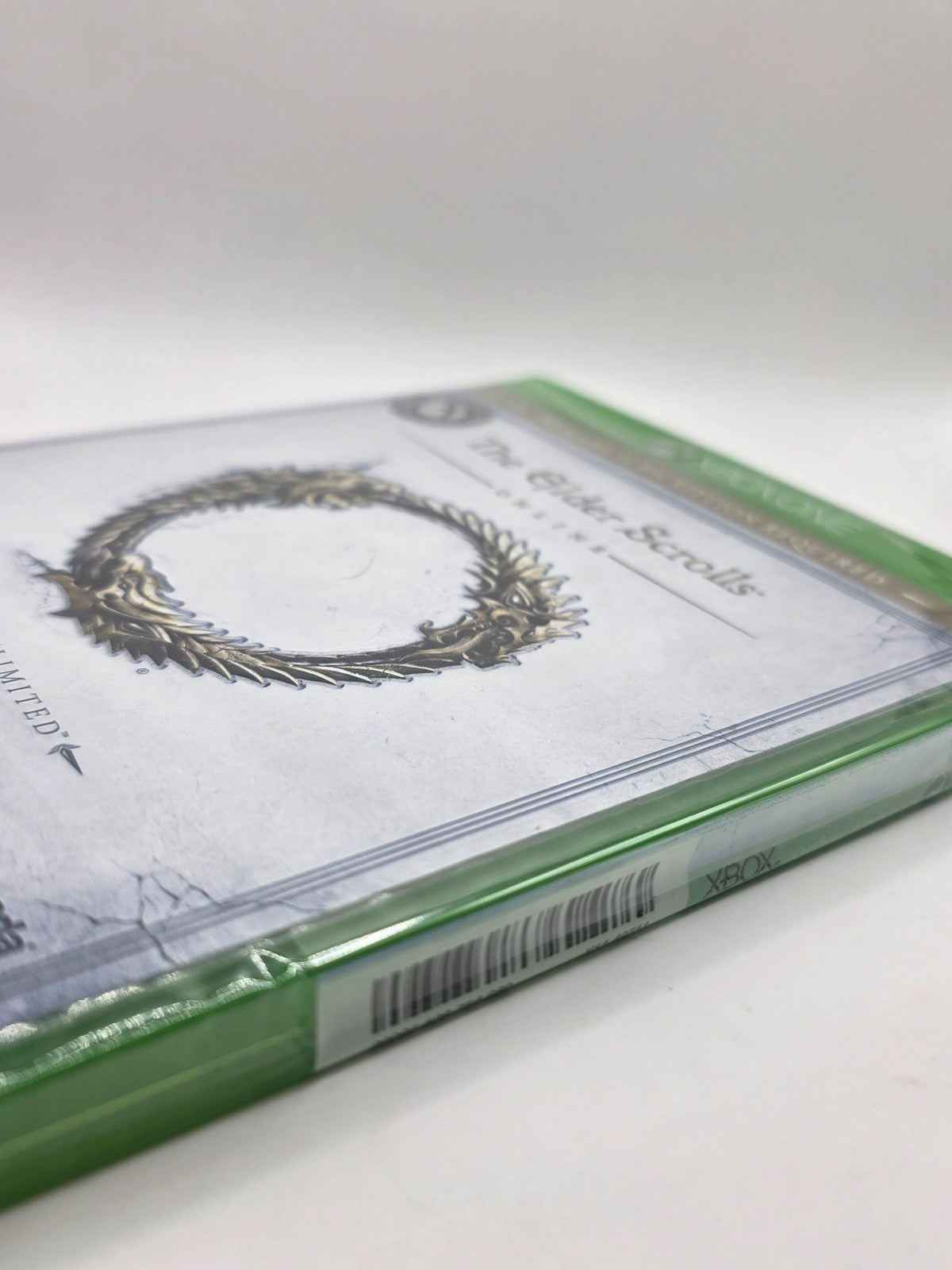 The Elder Scrolls Online — Tamriel Unlimited Greatest Hits Factory Sealed (Xbox One)